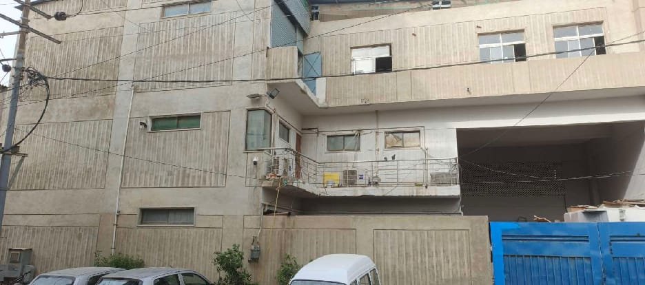 Factory Building For Sale — Korangi ( P&T )